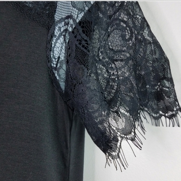 Black Lace Short Sleeve V-Neck Tee - Picture 7 of 8